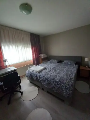 80m2 Zimmer zur Miete für 100€/Monat in Pieter Klapwijkstraat, Rotterdam