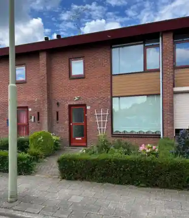 80m2 huis te huur voor 448€/maand in Enkweg, Eerbeek