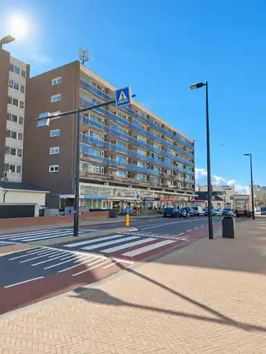 100m2 apartment to rent for 2500€/month in Parallel Boulevard, Noordwijk