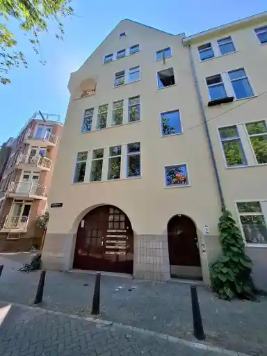 94m2 flat to rent for 1228€/month in Raamgracht, Amsterdam