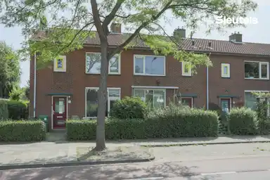 67m2 maison à louer pour 932.93€/mois à Damlaan 9, Leiden