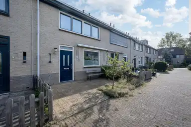 103m2 huis te huur voor 1750€/maand in Orchideestraat 10, Almere
