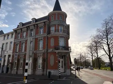 28m2 studio à louer pour 678.05€/mois à Wilhelminastraat 2, Breda