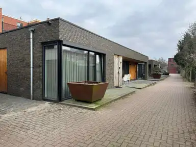 124m2 Appartement à louer pour 2100€/mois à Hereweg, Groningen