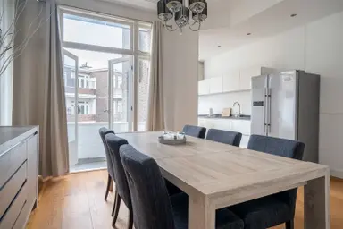 124m2 apartment to rent for 2995€/month in Johannes Bildersstraat, The Hague