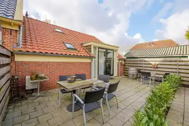 70m2 house to rent for 1029€/month in Mosterdpad, Kloosterburen