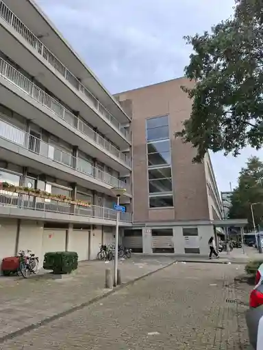 72m2 Flat zur Miete für 713.02€/Monat in Franckstraat 9, Naaldwijk