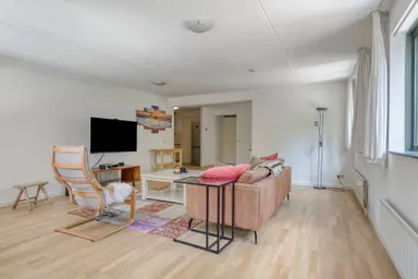 102m2 flat to rent for 2850€/month in Kamerlingh Onnesstraat, Amstelveen