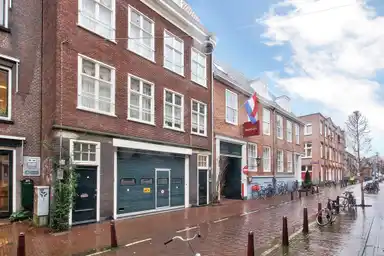 90m2 apartment to rent for 3500€/month in Nieuwe Looiersstraat, Amsterdam