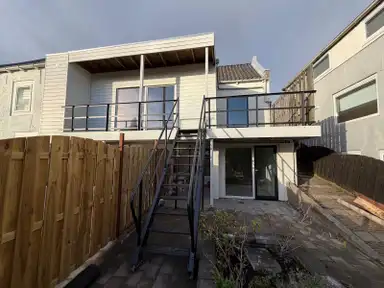 128m2 house to rent for 2600€/month in Pastoriedijk 493, Rotterdam