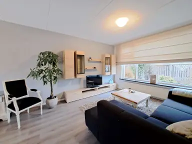 125m2 house to rent for 2350€/month in Phobospad, Spijkenisse