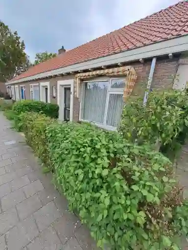 46m2 maison à louer pour 475€/mois à Buurtplein 1, Stompetoren