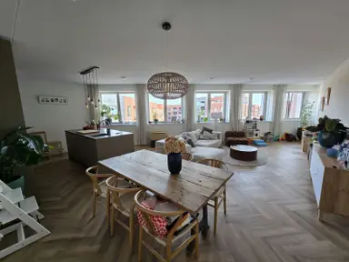 115μ² Διαμέρισμα προς ενοικίαση για 2215€/μήνα σε Annie van Velzenhof, Nijmegen