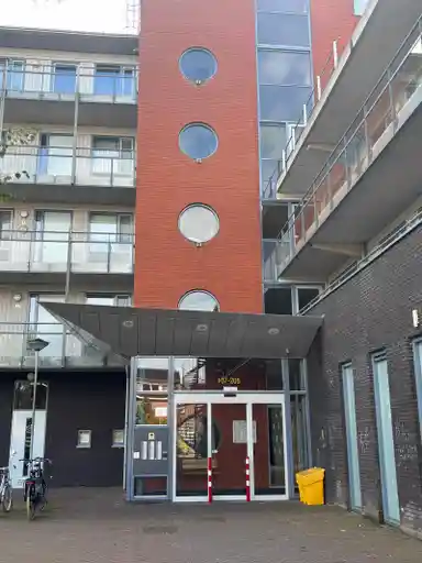104m2 apartment to rent for 1207€/month in Adriaan van Ostadestraat, Woerden