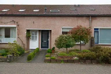 88m2 house to rent for 1214€/month in De Houtsnip 6, Almelo