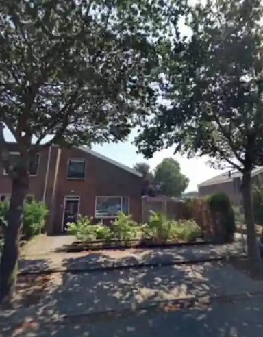 m2 house to rent for 764.14€/month in Florastraat 26, Bergen op Zoom