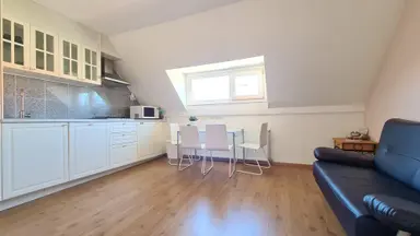 70m2 apartment to rent for 1450€/month in Gladiolusstraat, Rotterdam