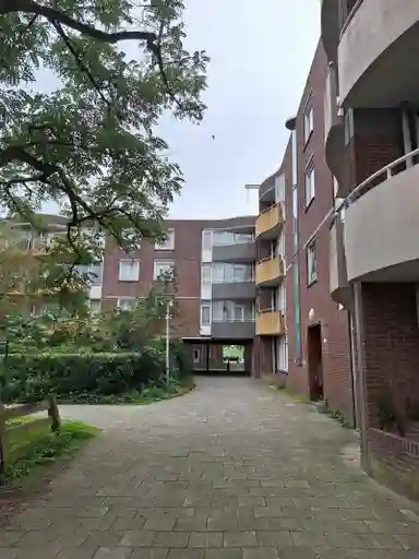 71m2 flat te huur voor 1042€/maand in Willeskopstraat, Amsterdam