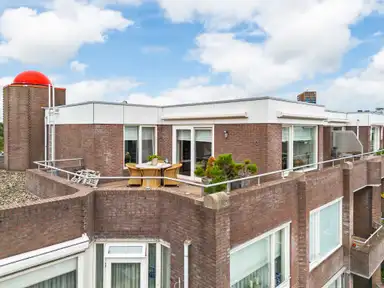 85m2 apartment to rent for 1995€/month in Stationsweg 45, Hoorn