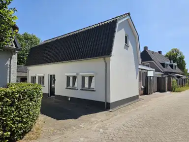 184m2 house to rent for 1895€/month in Stokhoekstraat, Sint-Michielsgestel