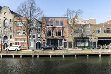 133m2 Appartement te huur voor 2088€/maand in Lange Haven 38, Schiedam