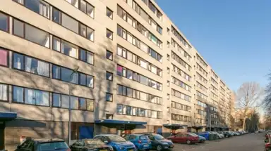 96m2 apartment to rent for 1125€/month in Roland Holstlaan 12, Delft