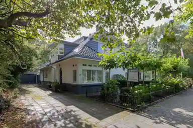 167m2 huis te huur voor 3885€/maand in Ver Loren van Themaatlaan 13, Velsen-Zuid