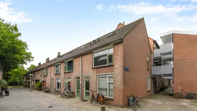 35m2 studio to rent for 547.08€/month in Kenyattastraat 2, Delft