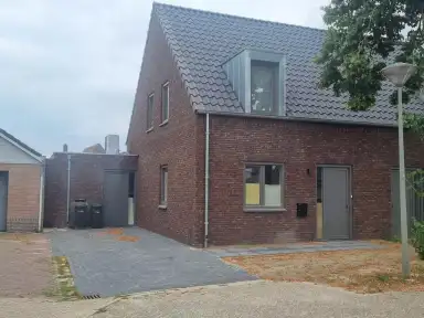 120m2 huis te huur voor 1625€/maand in Binnenstraat, Herpen