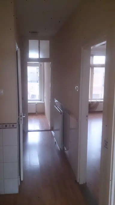85m2 Appartement à louer pour 800€/mois à Hendrik van Deventerstraat, The Hague