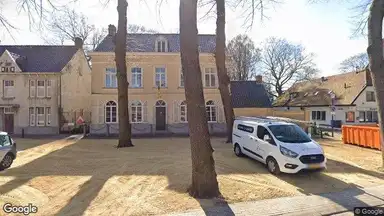 452m2 house to rent for 1700€/month in Dorpsplein 13, Zuiddorpe