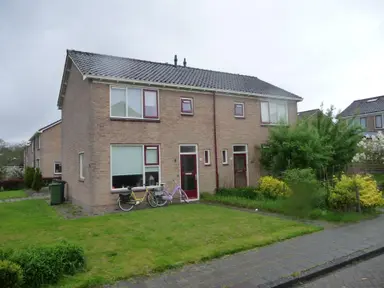 m2 huis te huur voor 764.14€/maand in Van Haersoltestrjitte 38, Sexbierum