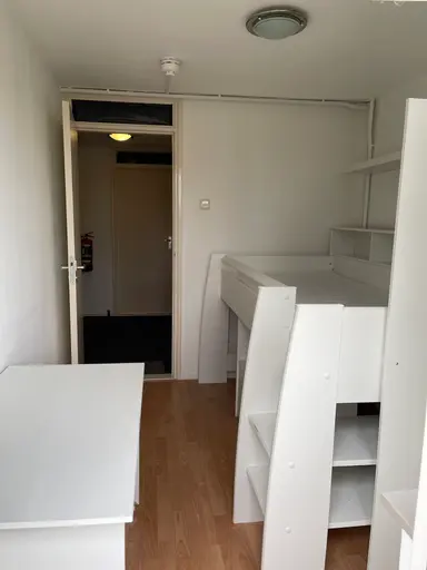 9m2 room to rent for 350€/month in Van Ketwich Verschuurlaan, Groningen