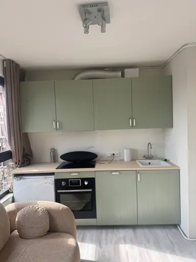 18m2 studio à louer pour 1050€/mois à Rozenstraat, Amsterdam