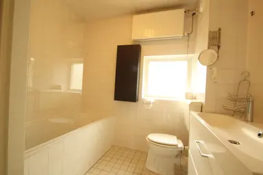 115m2 house to rent for 3250€/month in Loethoelilaan 119, Amstelveen