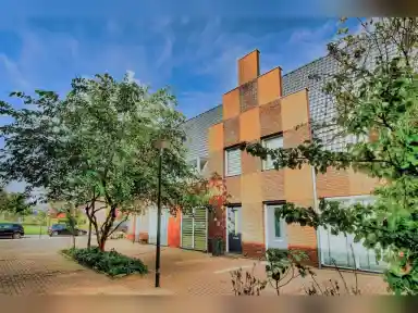 110m2 house to rent for 1036€/month in Alberto Giacomettipad, Rotterdam