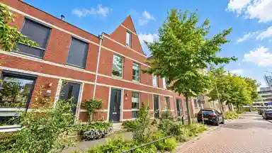 135m2 house to rent for 2850€/month in Bothastraat, Rotterdam