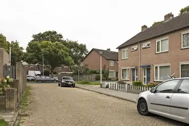 m2 house to rent for 932.93€/month in Duiventoren 85, Oudenbosch