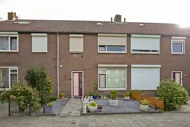 59m2 house to rent for 713.02€/month in Hoefplein 22, Terheijden