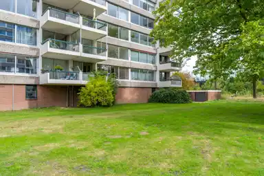 96m2 apartment to rent for 1670€/month in Verdiweg 399, Amersfoort