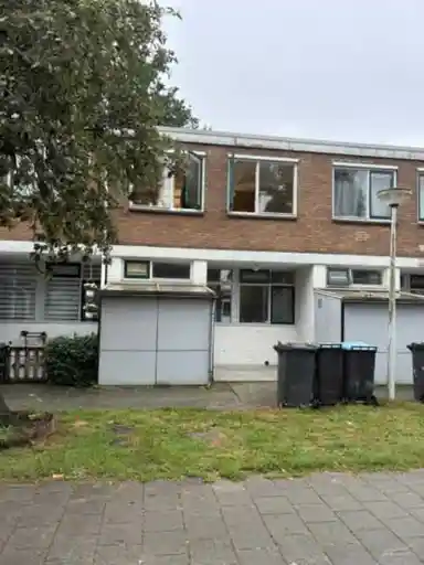 75m2 house to rent for 764.14€/month in Linnaeusstraat 52, Zaandam
