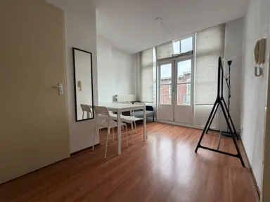 21m2 flat te huur voor 710€/maand in Nicolaas Tulpstraat, The Hague