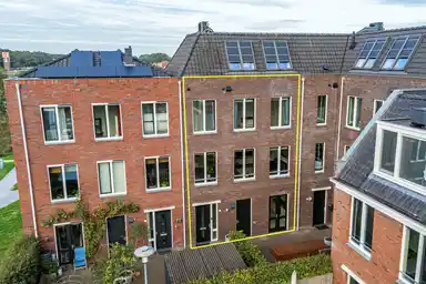 120m2 Casa in affitto per 2250€/mese a Het Carré 22, Ede