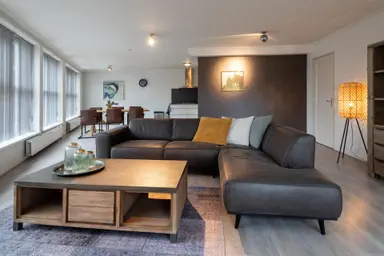 70m2 flat to rent for 1104€/month in Veemarkt 21, Hoorn