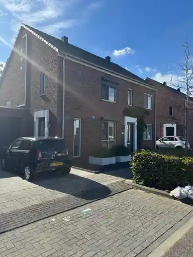 126m2 house to rent for 1600€/month in Schoolpad, Roermond