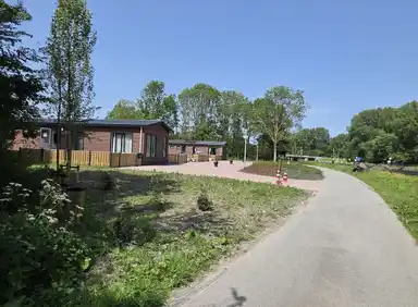 66m2 maison à louer pour 940€/mois à Langs de Korte Vliet 7, Voorschoten