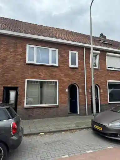 125m2 house to rent for 1690€/month in Oerlesestraat, Tilburg