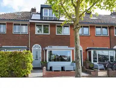 115m2 Haus zur Miete für 2250€/Monat in Zuiderweg, Hilversum