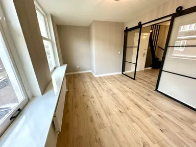 97m2 apartment to rent for 3495€/month in Helmholtzstraat, Amsterdam