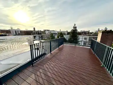 97m2 flat to rent for 3495€/month in Helmholtzstraat, Amsterdam